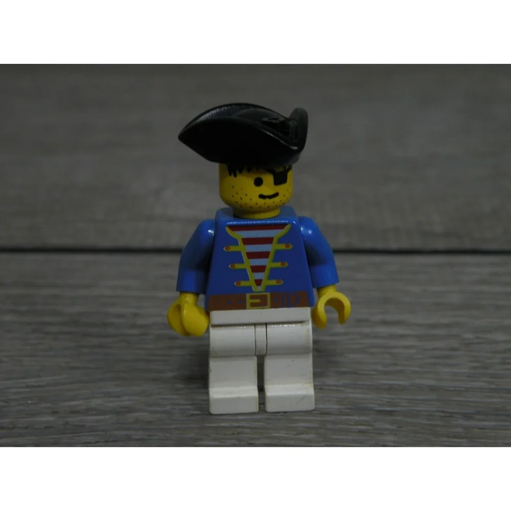 LEGO Vintage Pirate Minifigure Blue Jacket White Legs Tricorne Hat Eyepatch